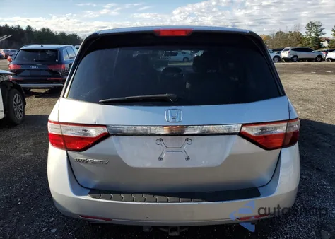 2011 Honda Odyssey Lx from USA, damaged, VIN 5FNRL5H24BB040300
